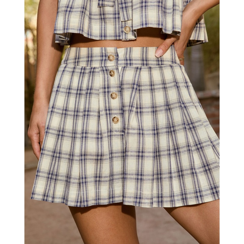 Kaysidy Pleated Plaid Mini Shorts
