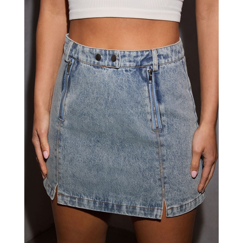 Arlin Zipper Accent Denim Mini Skirt