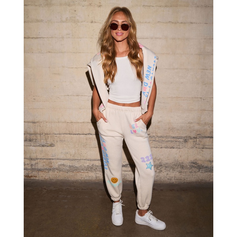 Good Things Are Coming Graphic Sweatpants