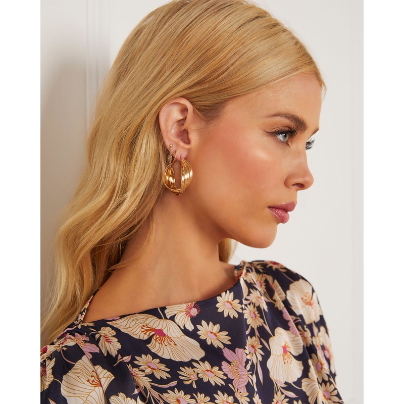 Goldie Twisted Hoop Earrings|Gold|O/S