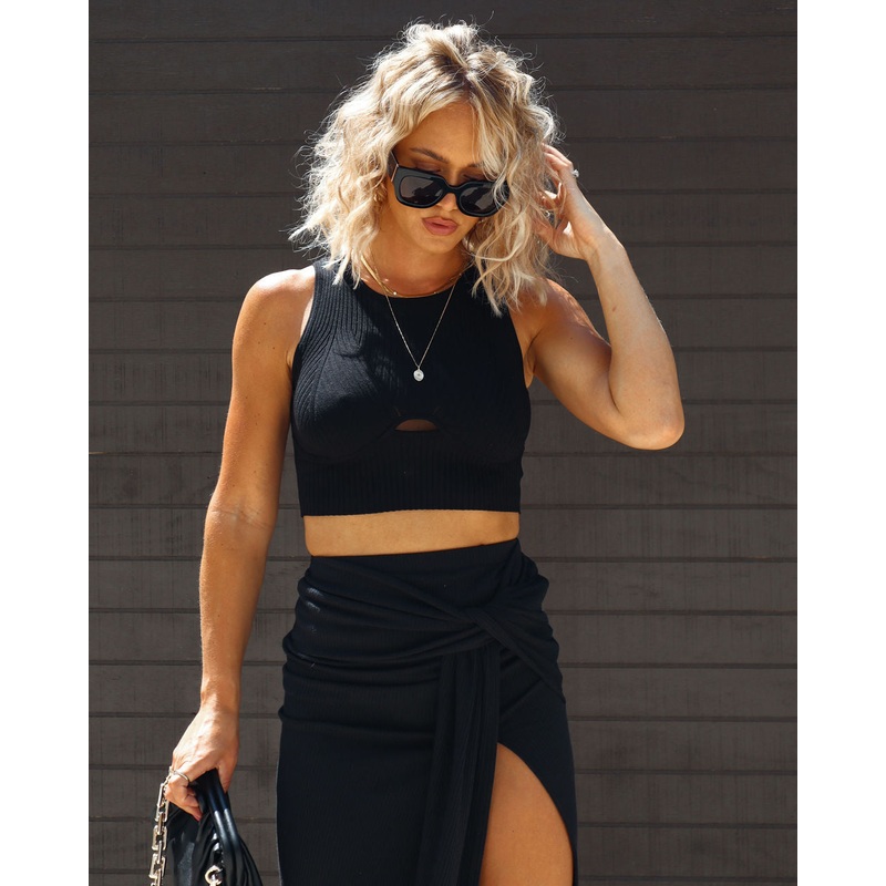 Hillarie Ribbed Under Bust Seam Crop Top