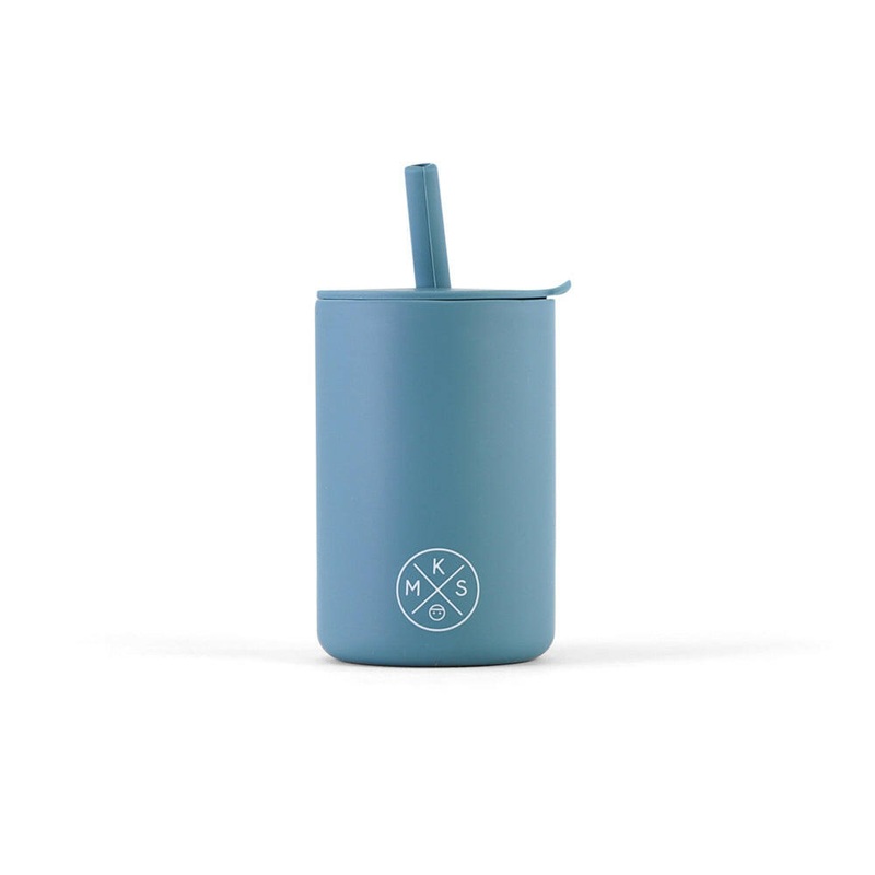 Drinking cup with straw – Petroleum