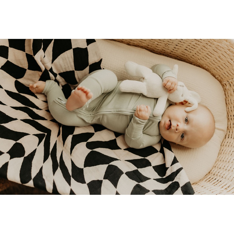 Wavy Checker Organic Muslin Swaddle