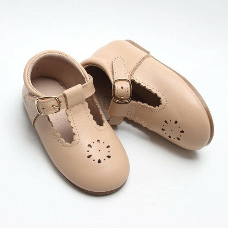Leather Petal T-Bar | Color ‘Honey’ | Hard Sole