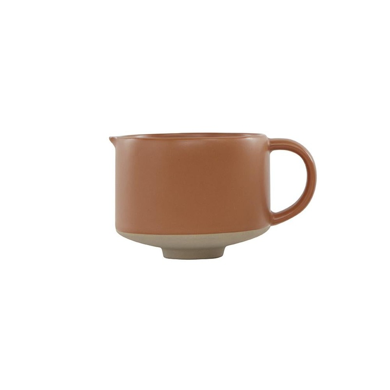 Hagi Milk Jug – Caramel