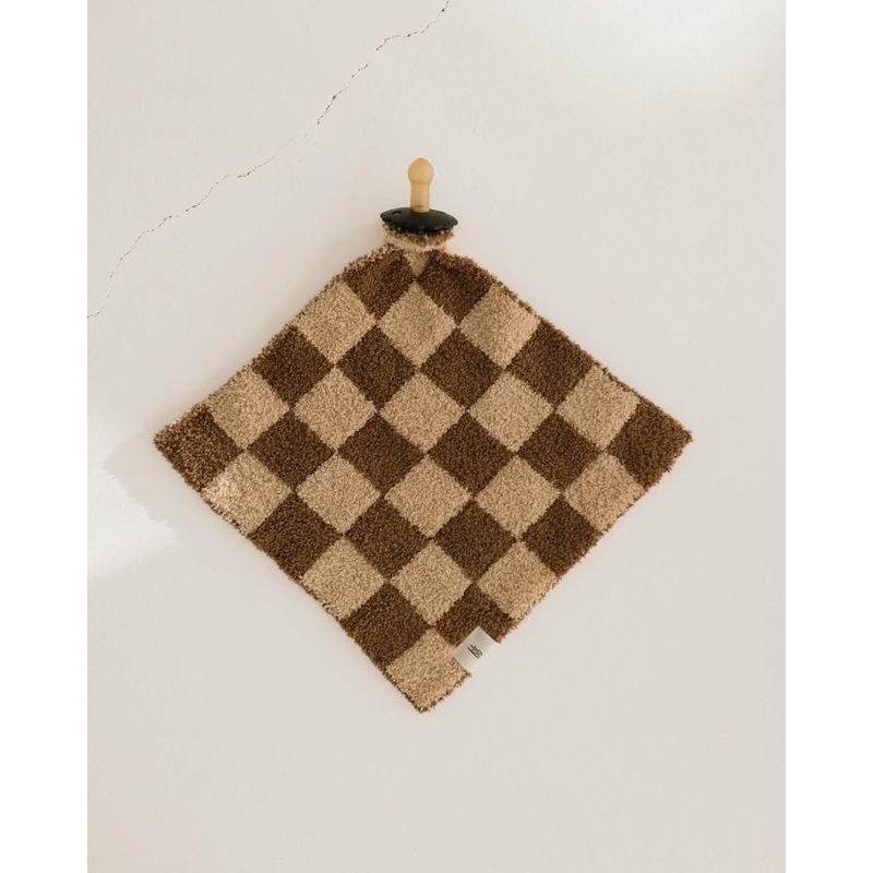 Lovey | Brown Sugar Checkerboard