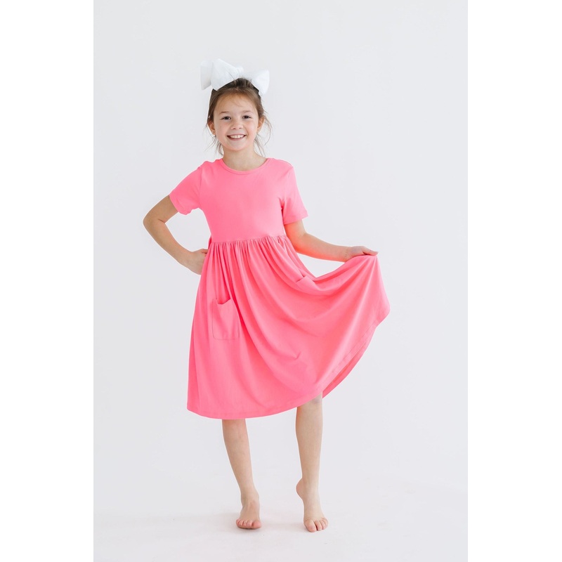 Neon Pink S/S Pocket Twirl Dress