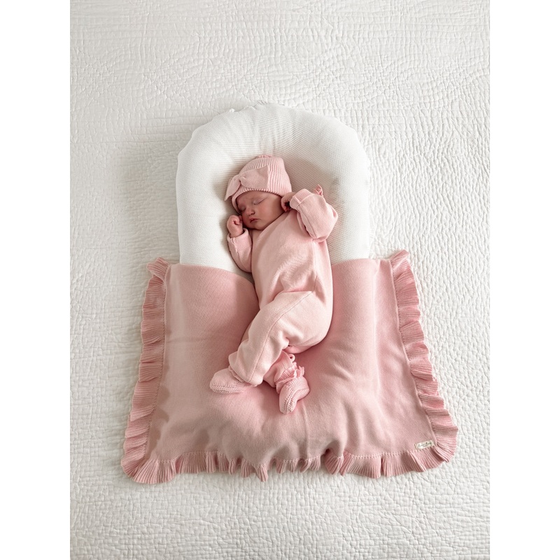 Classic Ruffle Baby Blanket – Powder Pink