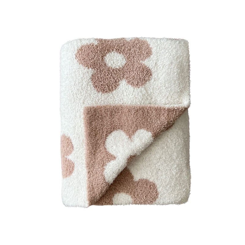 Daisy Fuzzy Blanket | Latte