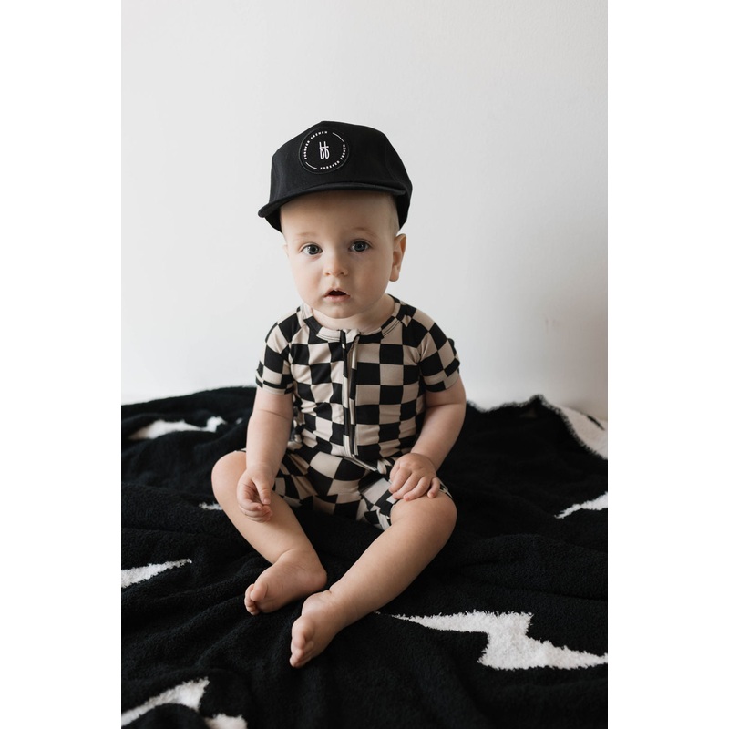 Shortie Bamboo Zip | Black Checkerboard