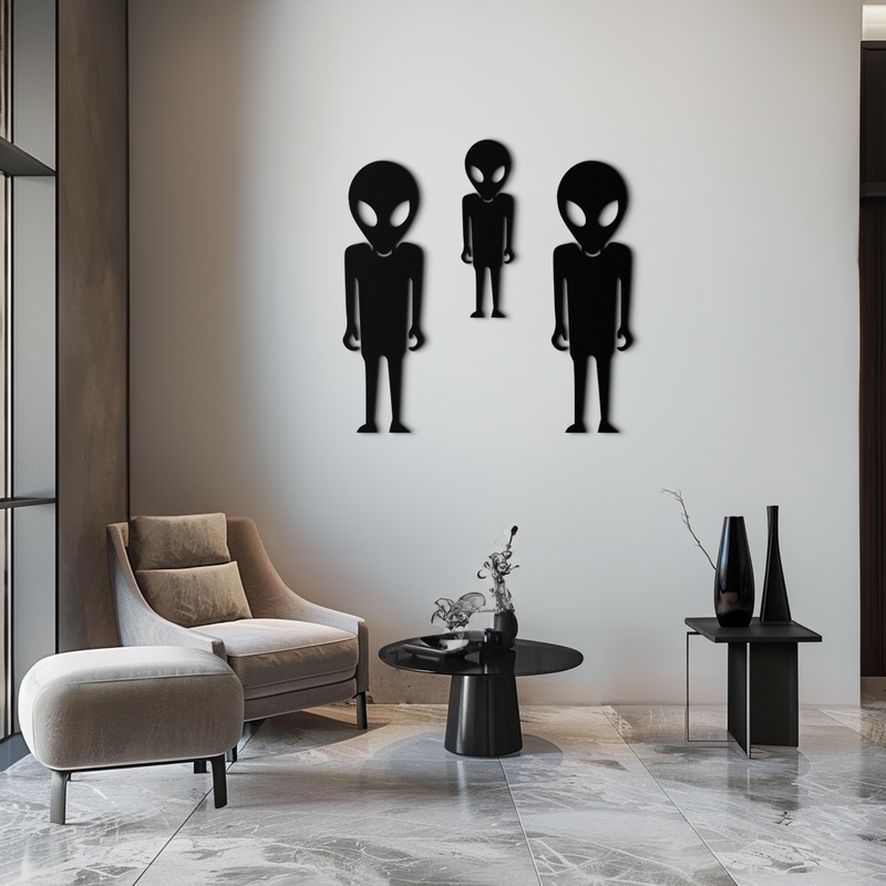 Alien Trio Metal Wall Art – Futuristic Sci-Fi Themed Wall Decor – KAF097