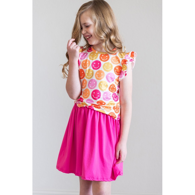 Don’t Worry, Be Hippy S/S Ruffle Tee